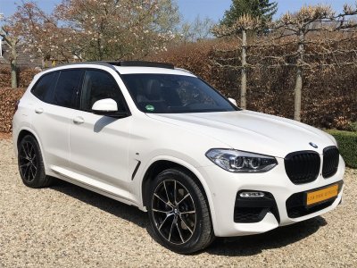 Bmw X3 30i M Performance 318pk
